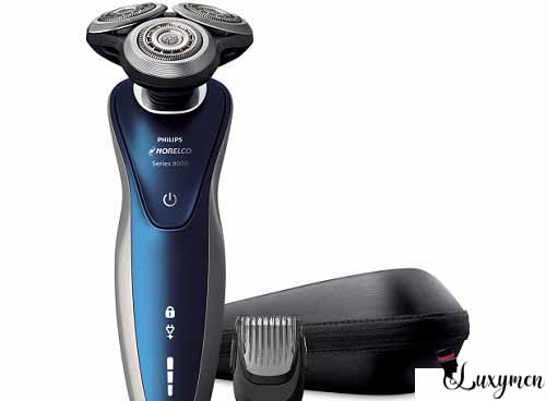 electric razor for older man